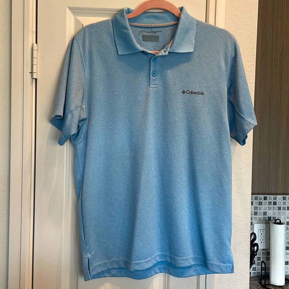 Columbia Omni-shade light blue polo size medium